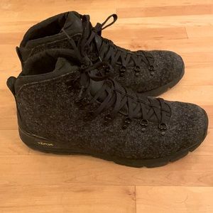 Danner Mountain 600 Endurowave 4.5” Black